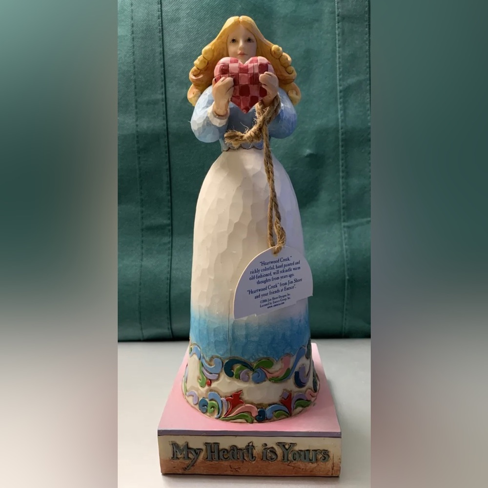 NEW Jim Shore “My Heart Is Yours” Girl With Heart Figurine Heartwood Cre…